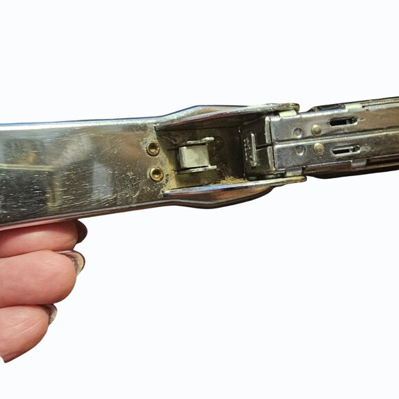 Vintage 5" ACE CADET Model 302 Lift Top STAPLER USA CHROME Black MCM USA - Picture 7 of 10